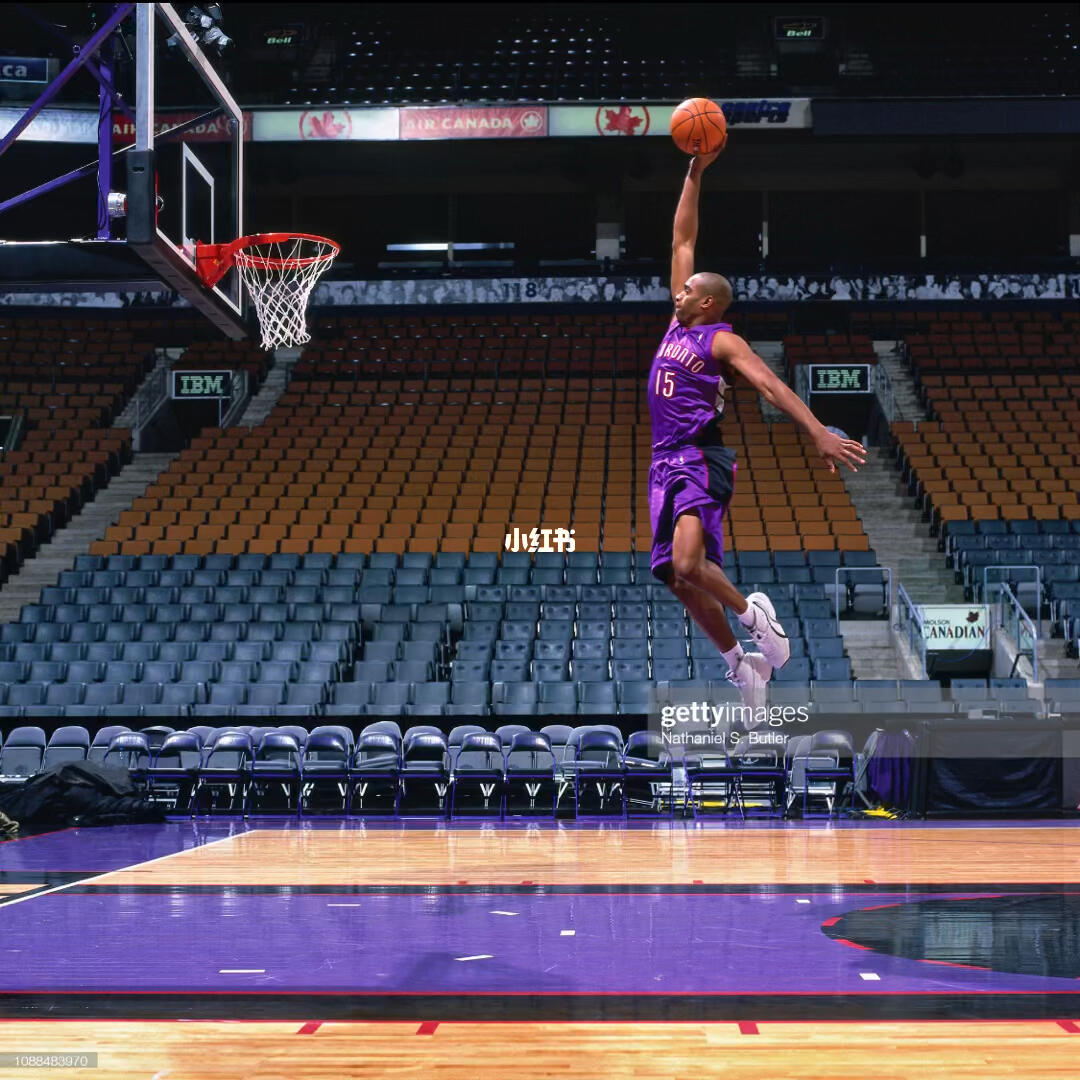 欧冠-托纳利重回圣西罗 AC米兰战平纽卡斯尔联